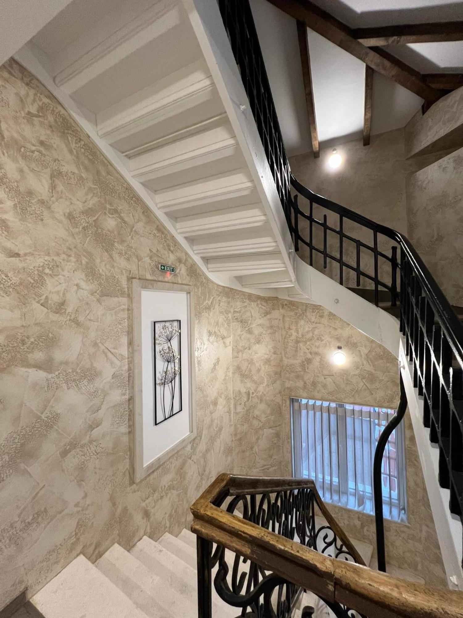 Хотел Vip Apart House Pleven Exteriör bild
