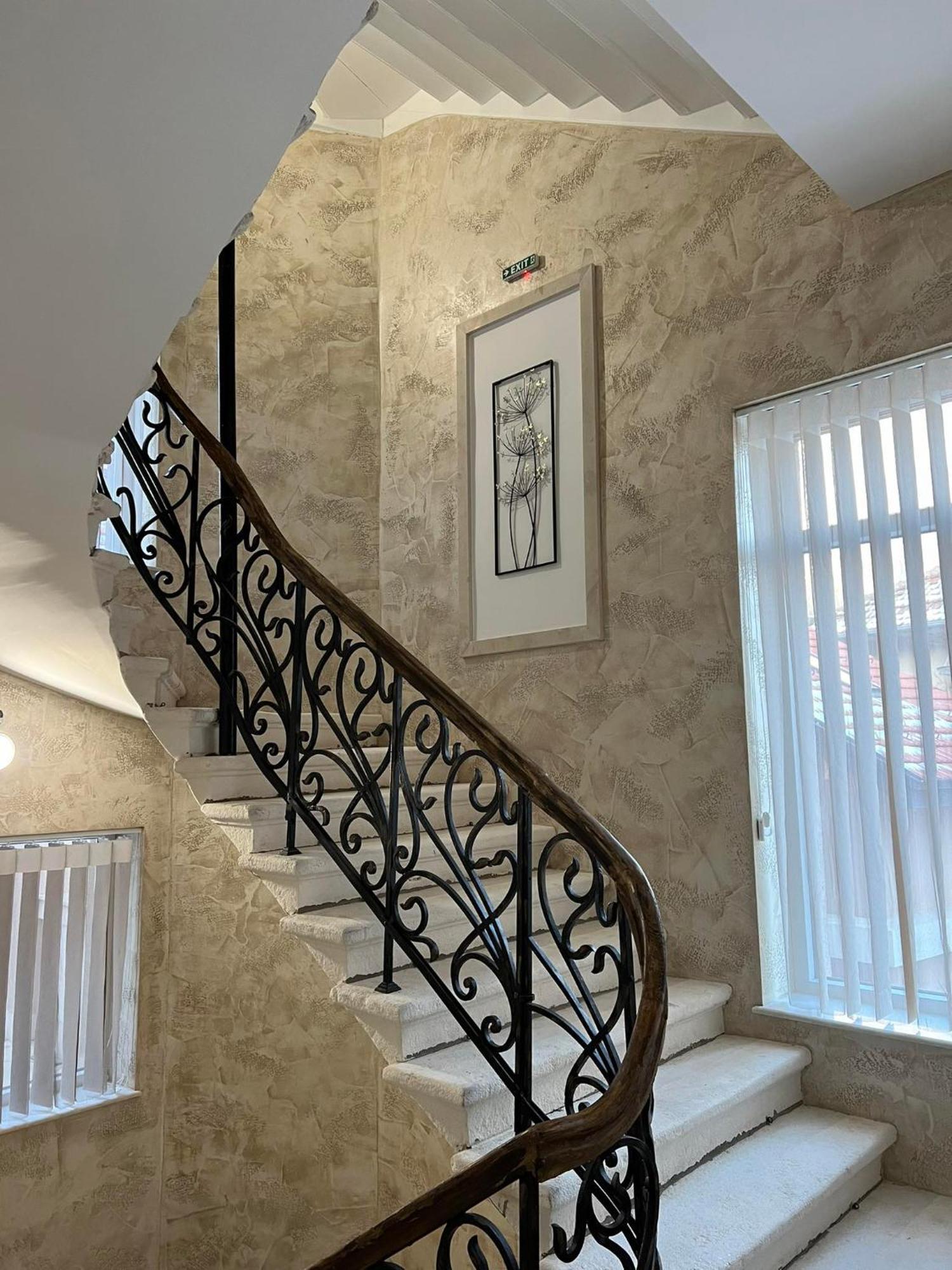 Хотел Vip Apart House Pleven Exteriör bild