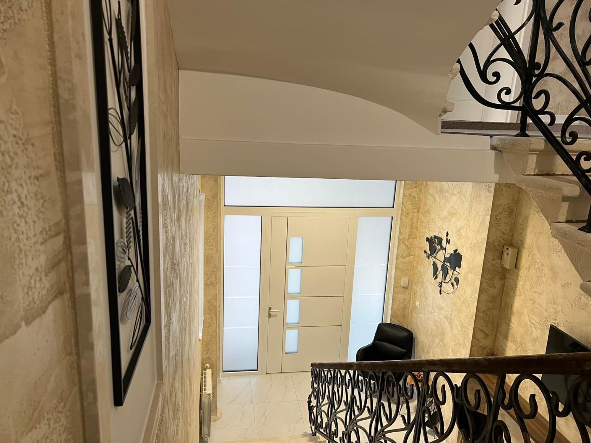 Хотел Vip Apart House Pleven Exteriör bild