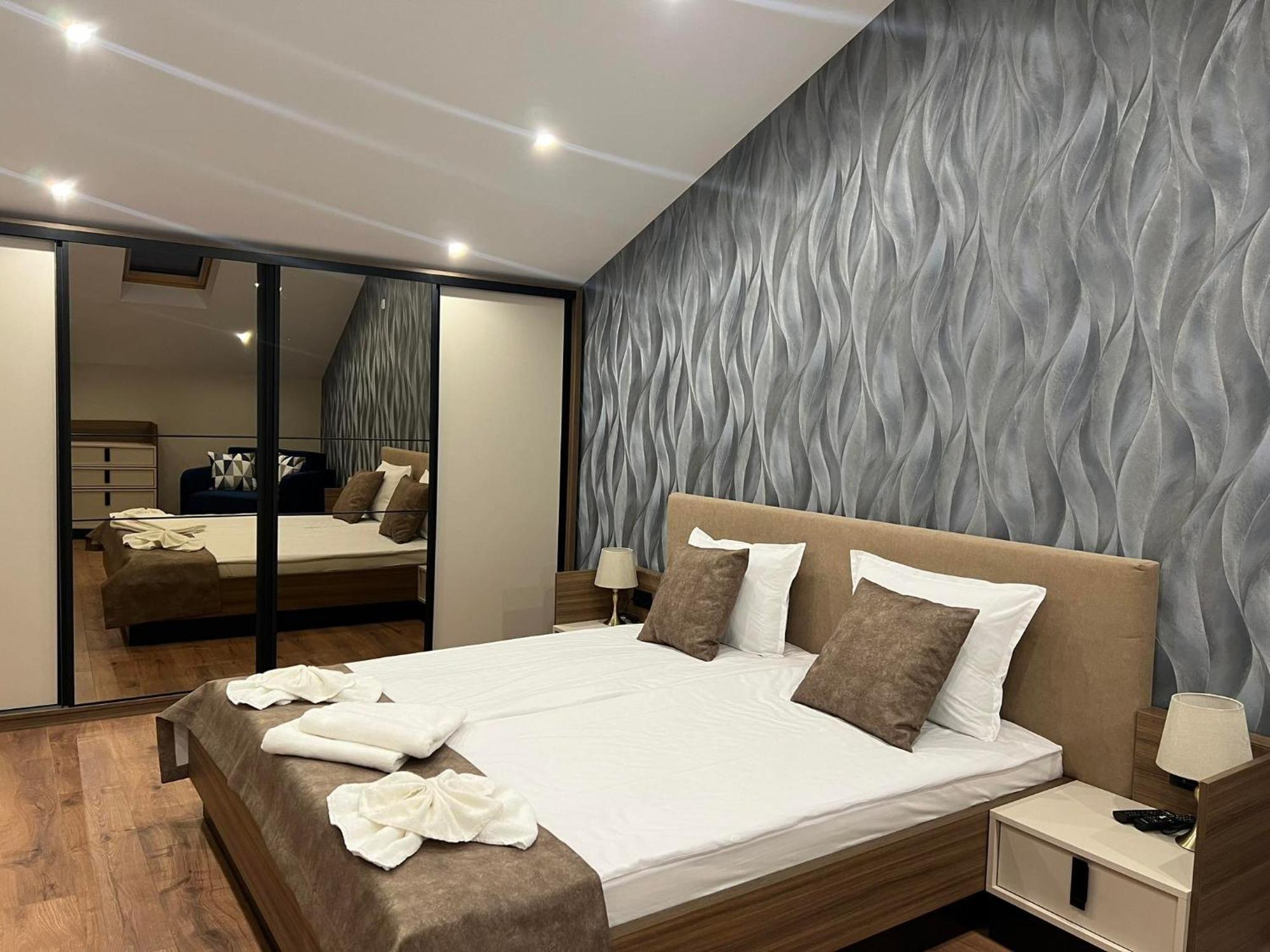 Хотел Vip Apart House Pleven Exteriör bild