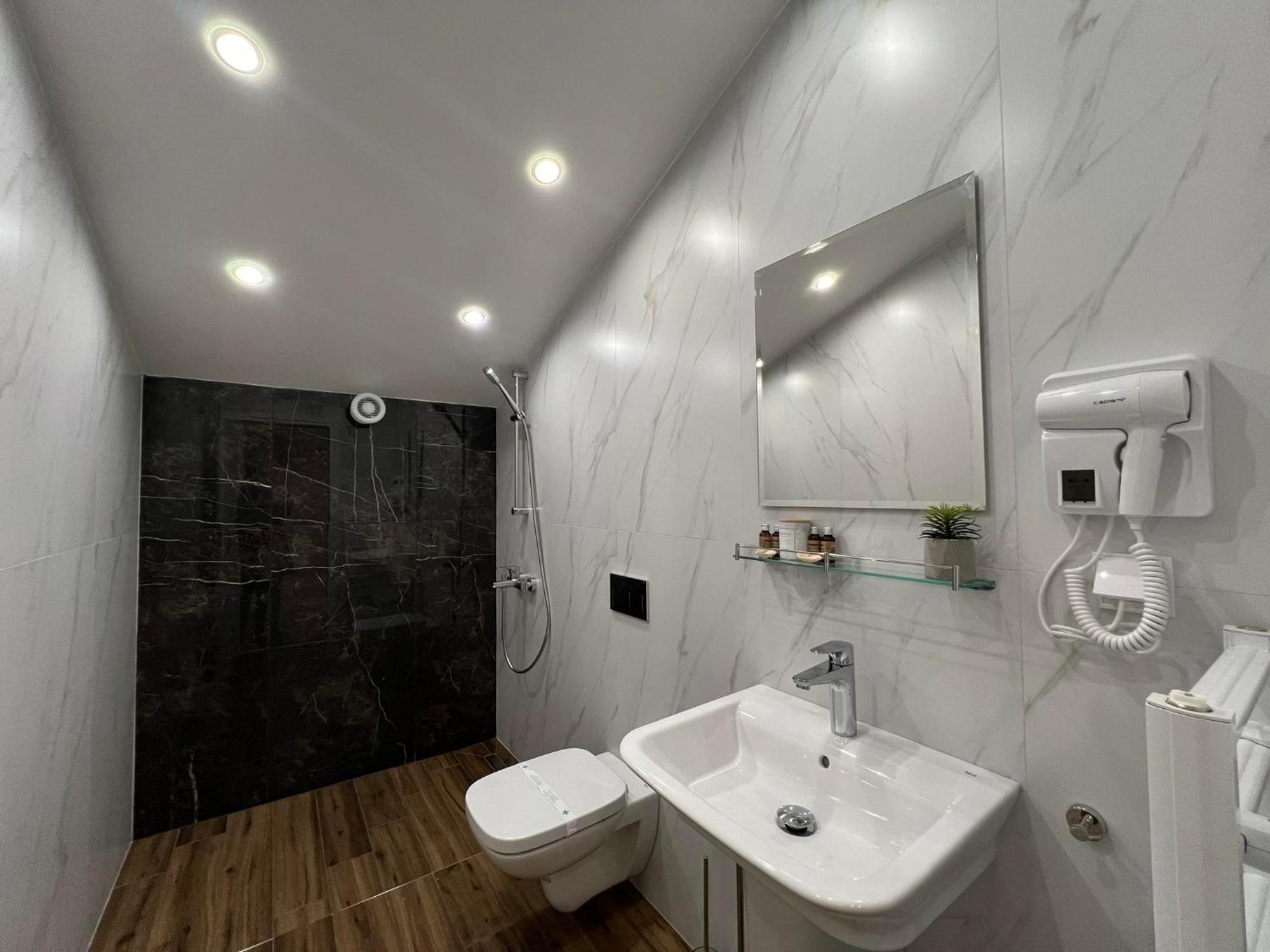 Хотел Vip Apart House Pleven Exteriör bild