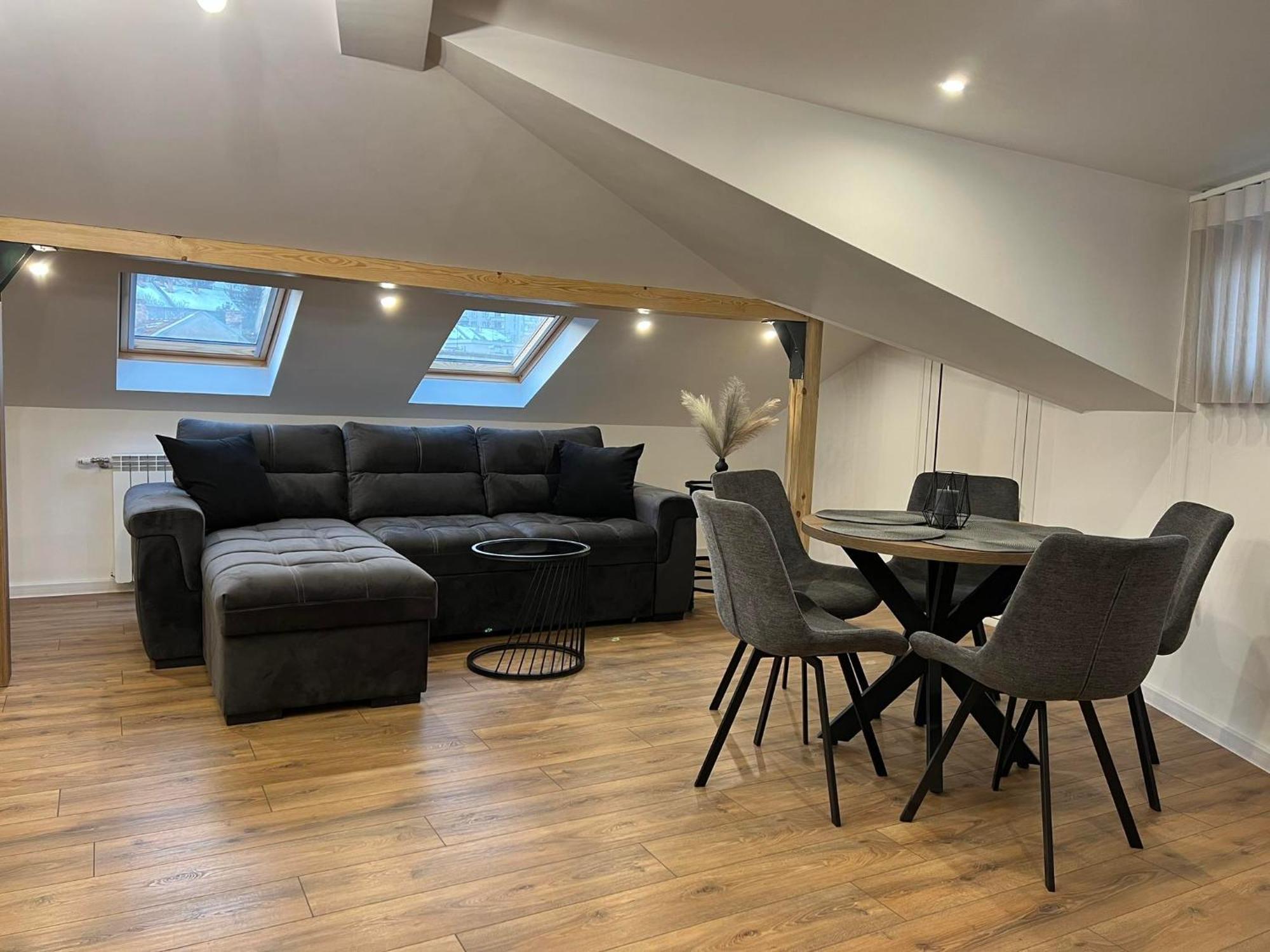 Хотел Vip Apart House Pleven Exteriör bild