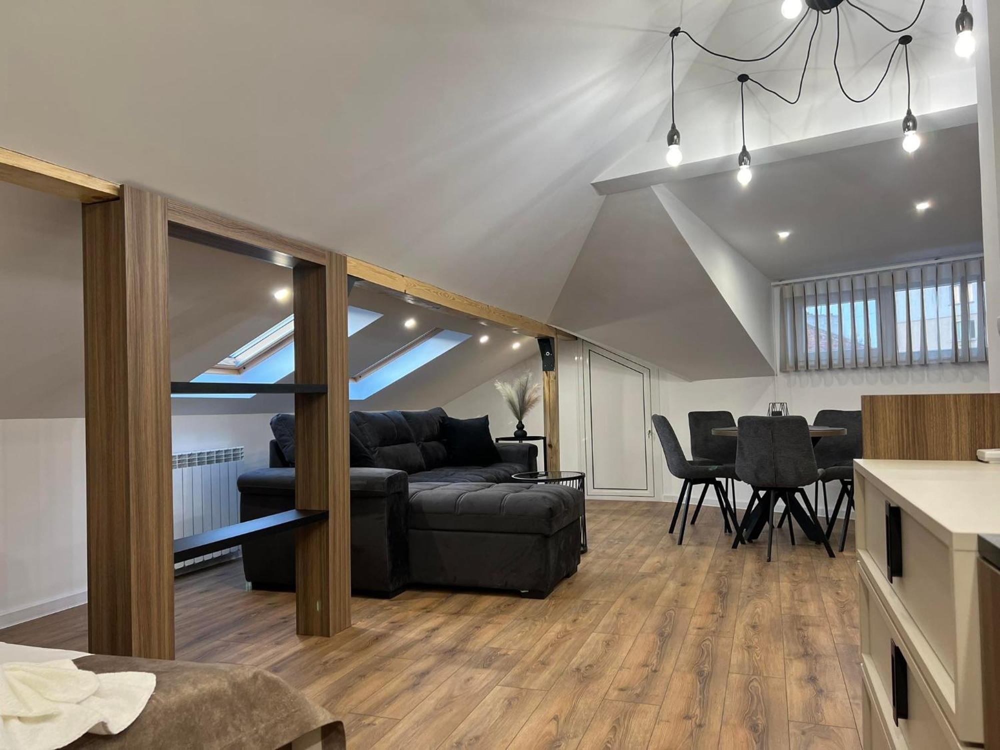 Хотел Vip Apart House Pleven Exteriör bild