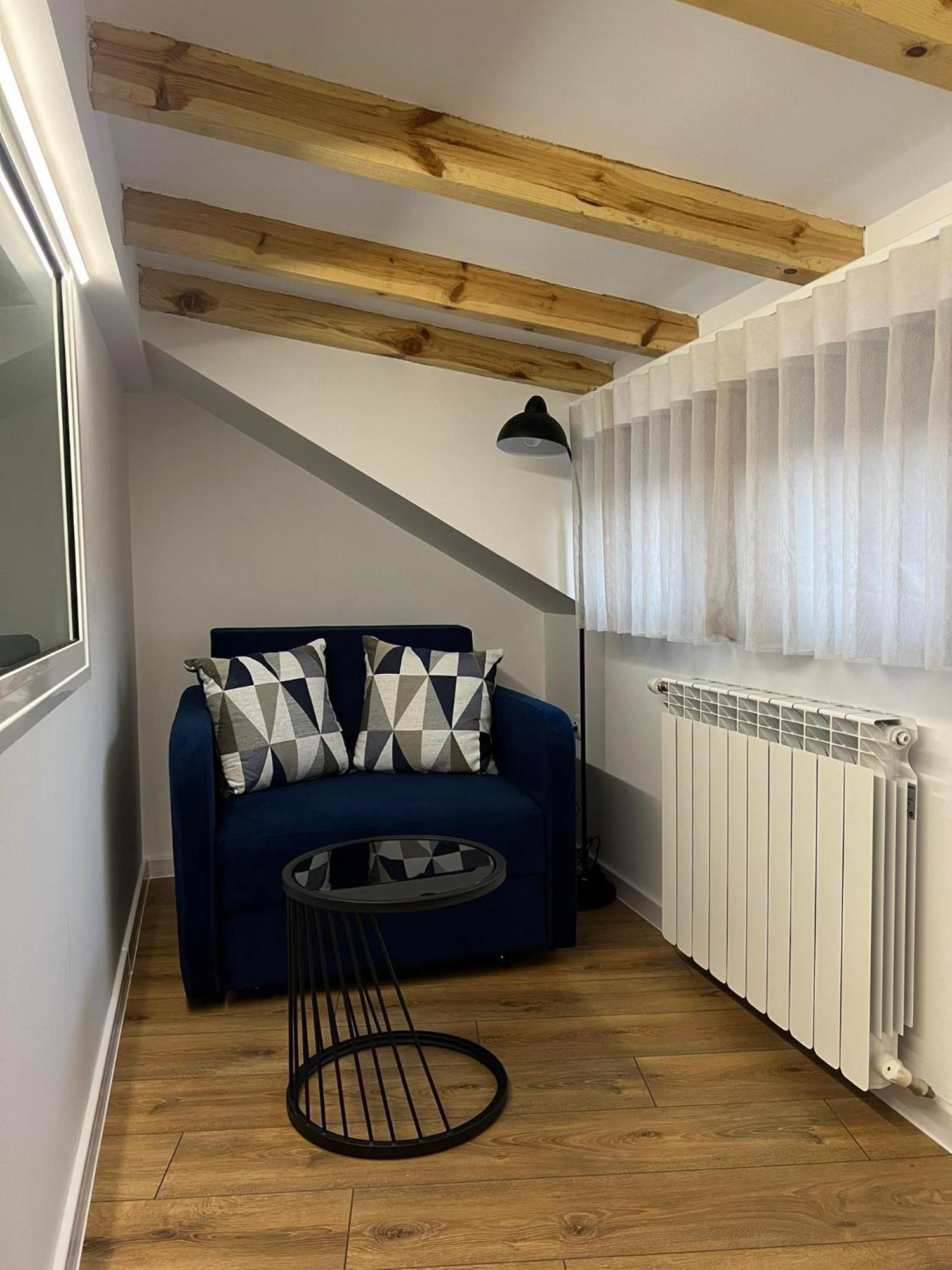 Хотел Vip Apart House Pleven Exteriör bild