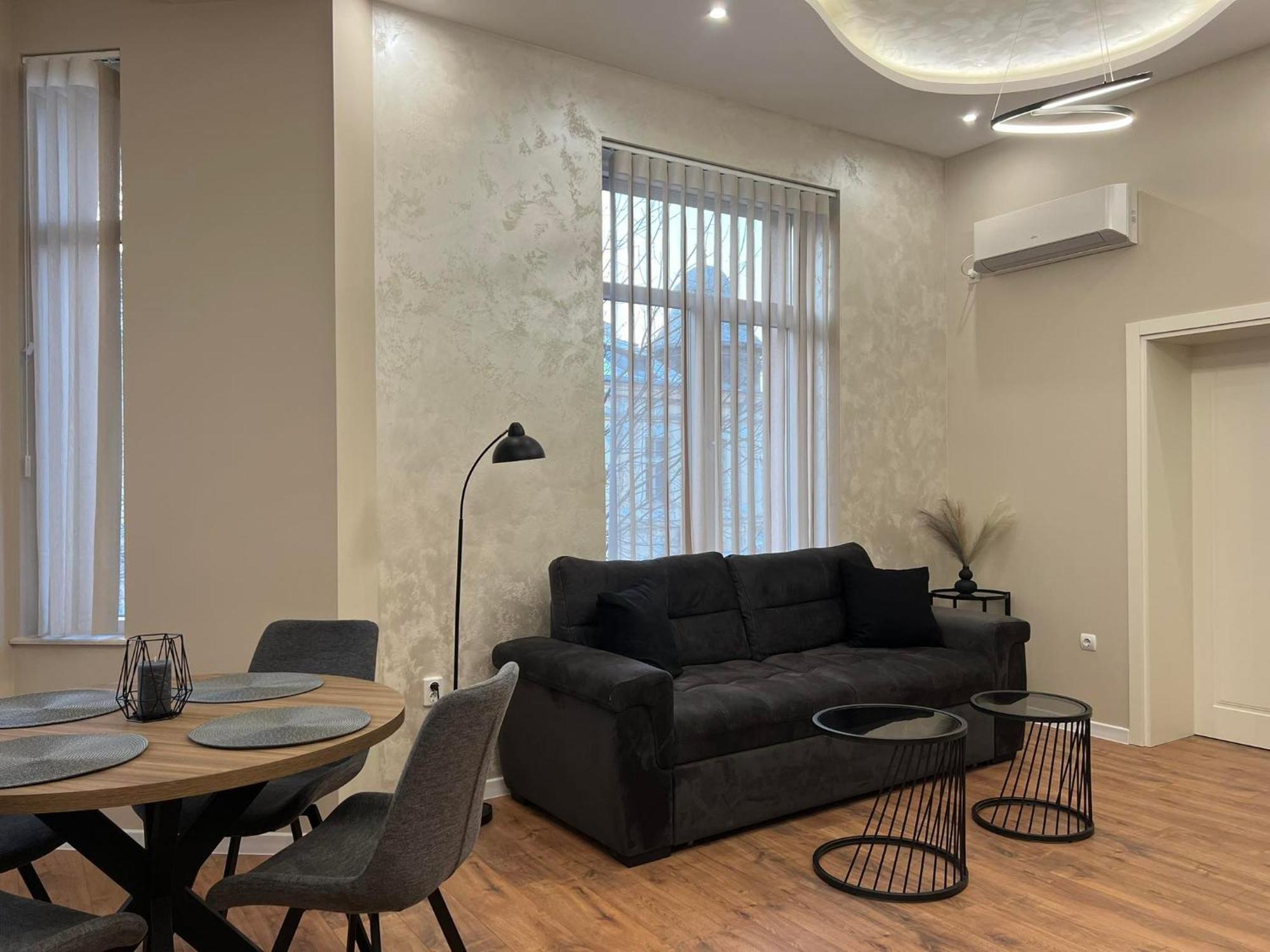 Хотел Vip Apart House Pleven Exteriör bild