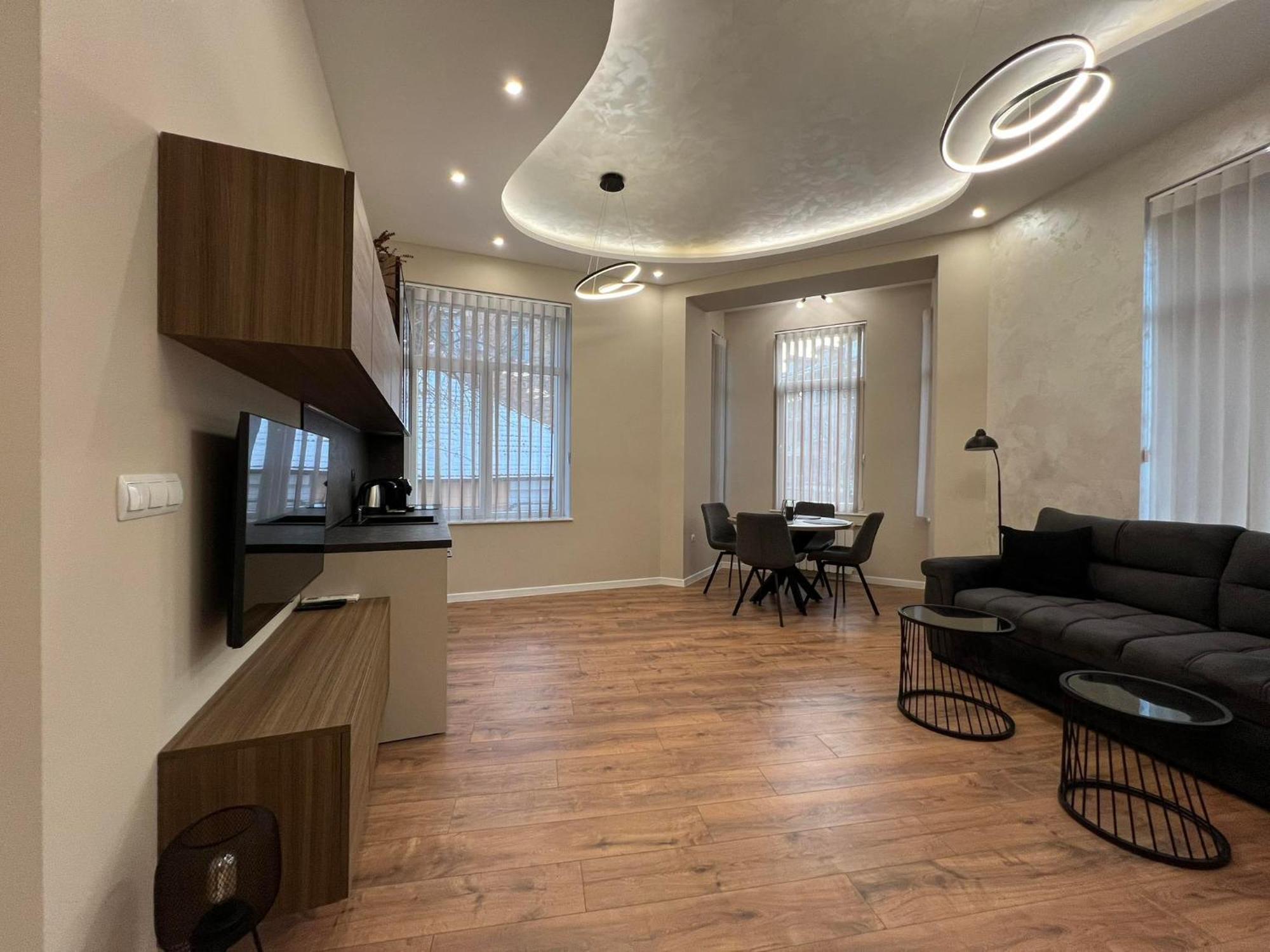 Хотел Vip Apart House Pleven Exteriör bild