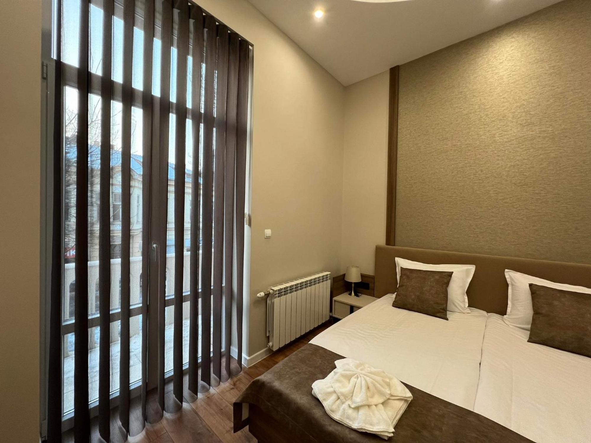 Хотел Vip Apart House Pleven Exteriör bild