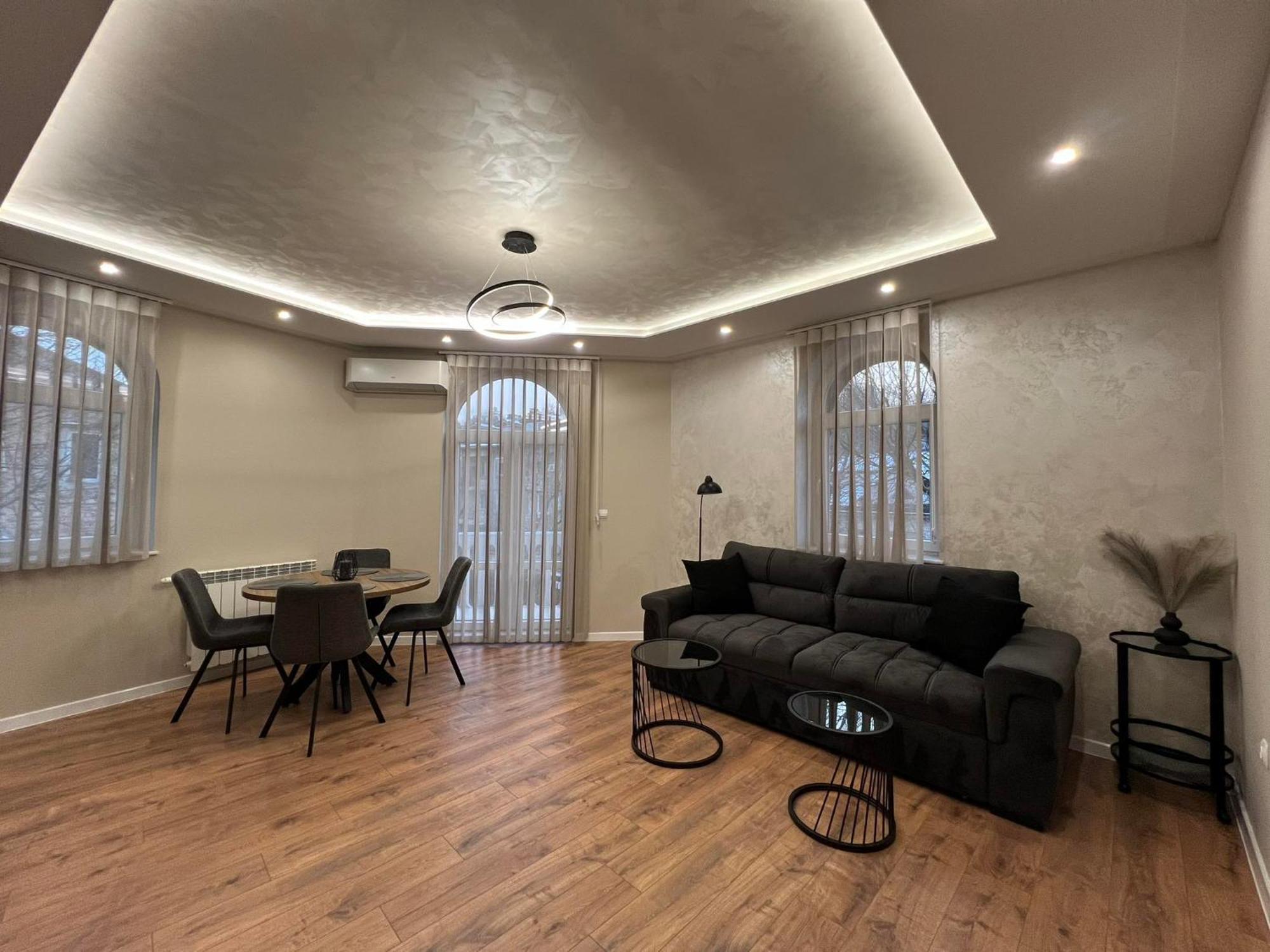 Хотел Vip Apart House Pleven Exteriör bild