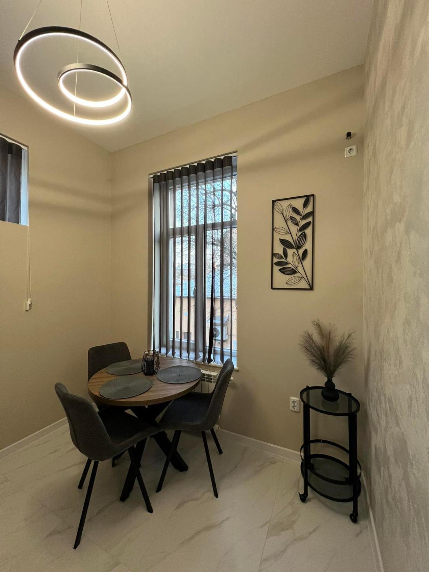 Хотел Vip Apart House Pleven Exteriör bild