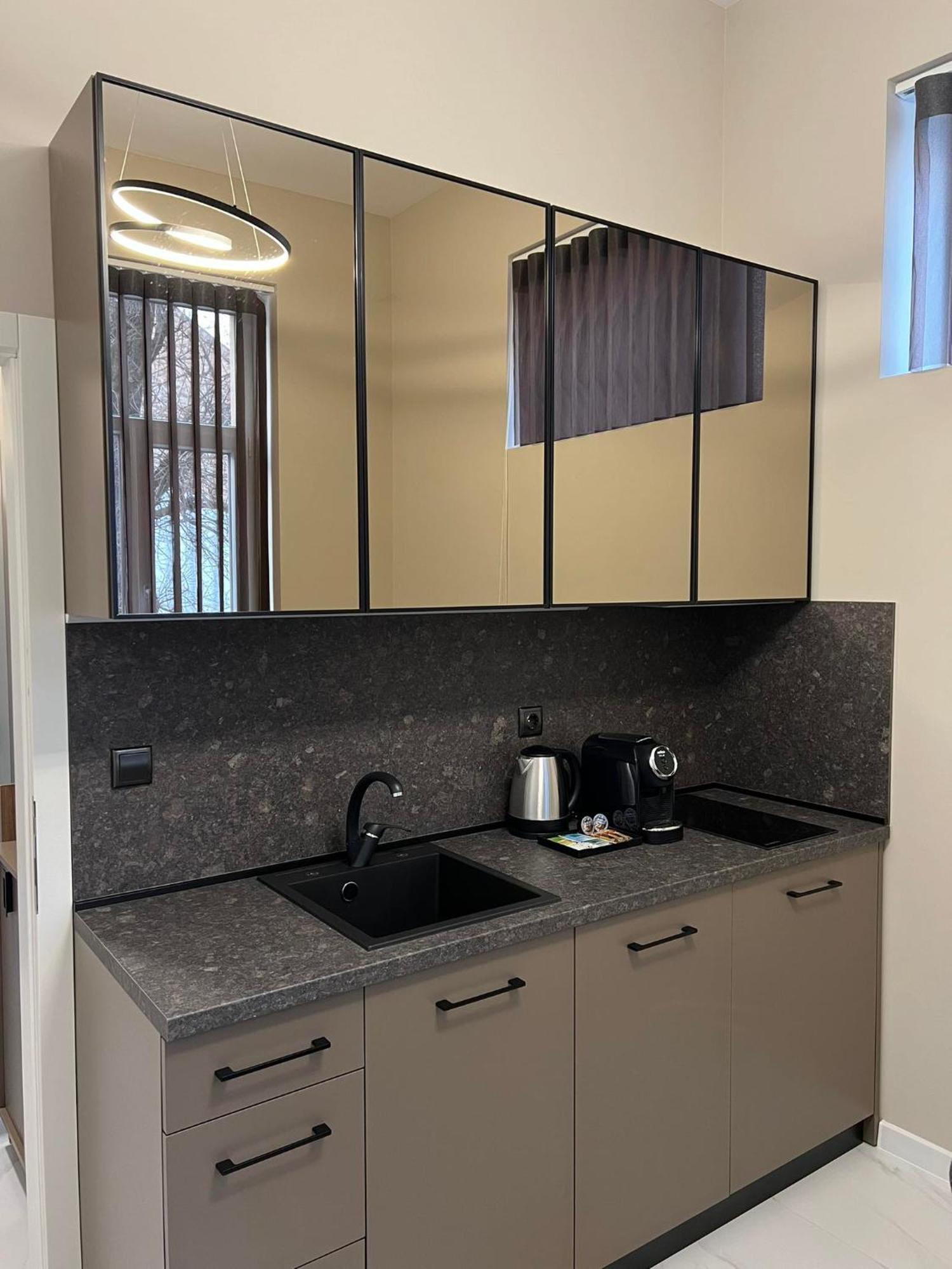 Хотел Vip Apart House Pleven Exteriör bild